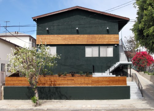 Multiunit complex, photo from street